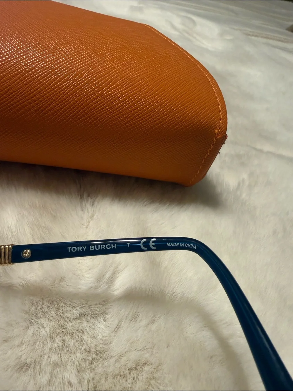Tory Burch Navy Cat-Eye Glasses with Orange Logo Case